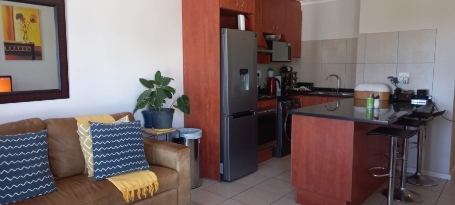 2 Bedroom Property for Sale in Buhrein Western Cape